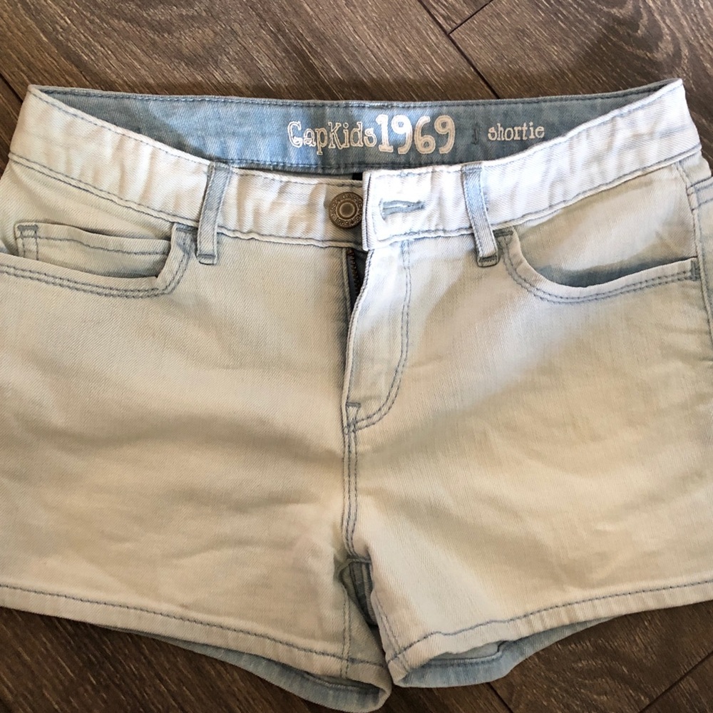 GAP KIDS DENIM SHORTS